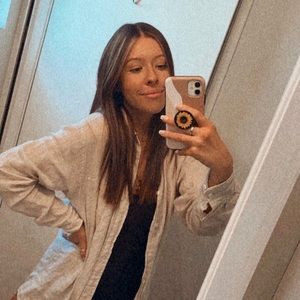 Meet your Posher, Baylee